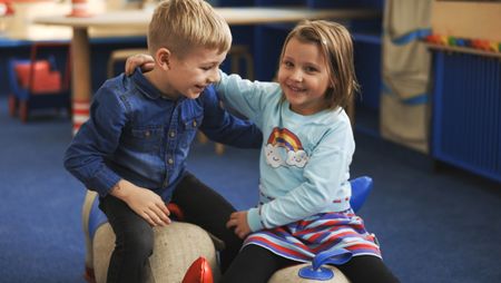 Kinder im Deutschen Spielzeugmuseum Sonneberg