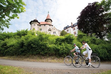 Radfahren im Rodachtal mit Veste Heldburg