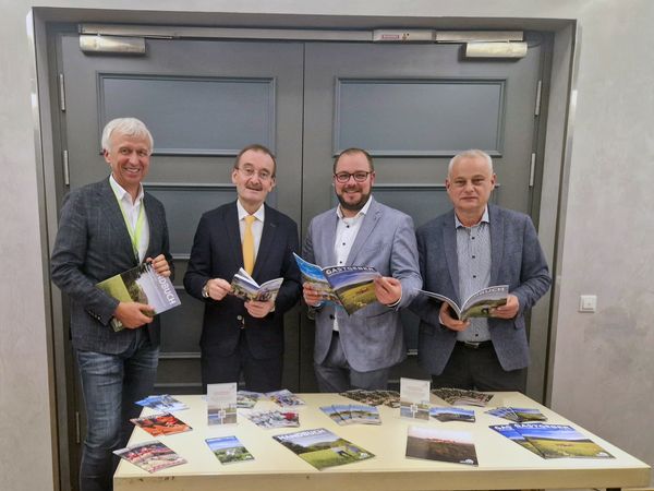 Vorstandsmitglieder und Geschäftsführer CoRe