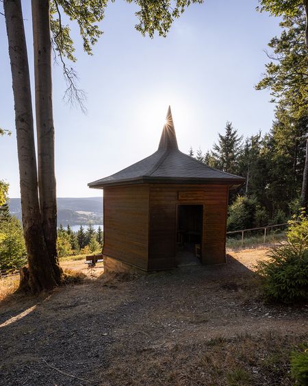 weidmannsheil mit blick auf talsperre