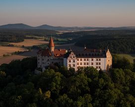 Luftaufnahme von der Veste Heldburg